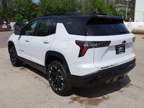 New 2026 Chevrolet Equinox RS AWD/4WD image 5