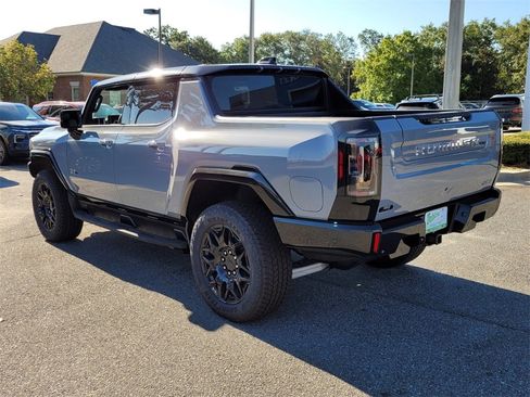 New 2026 GMC Hummer EV 4x4 Crew Cab image 6