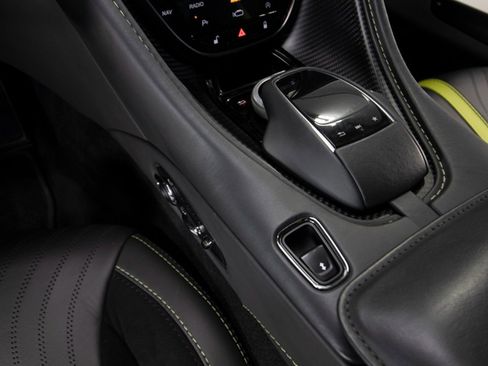 Used 2019 Aston Martin DB11 AMR image 37