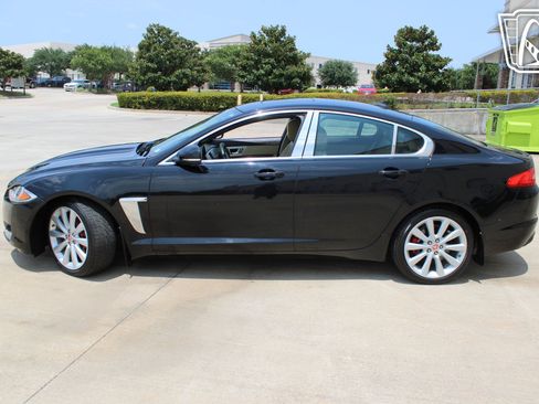 Used 2014 Jaguar XF 3.0 RWD image 2
