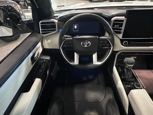 Used 2023 Toyota Sequoia Capstone image 27