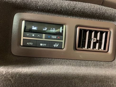 Used 2018 Lexus RX 350L AWD image 35