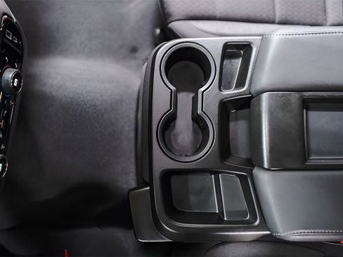 Used 2025 Chevrolet Silverado 1500 LT image 17