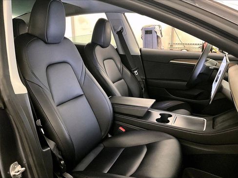 Used 2023 Tesla Model 3 Standard Range image 7