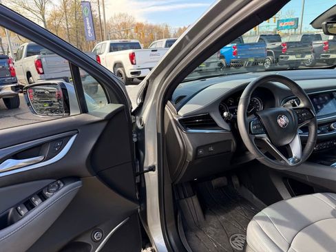Certified 2023 Buick Enclave Essence AWD/4WD image 16