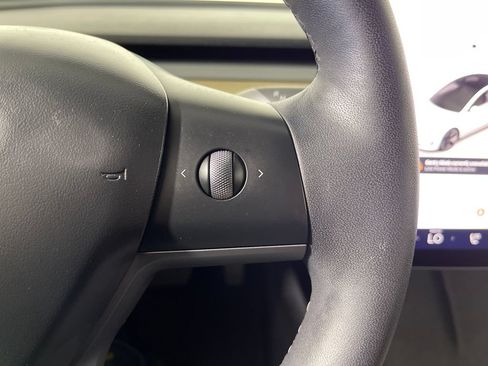 Used 2023 Tesla Model 3 Standard Range RWD image 29
