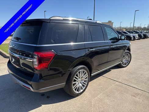 Used 2024 Ford Expedition Limited image 12