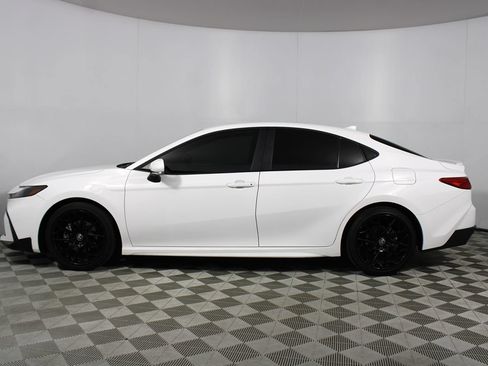 Used 2026 Toyota Camry SE w/ Multimedia Upgrade Package FWD image 34