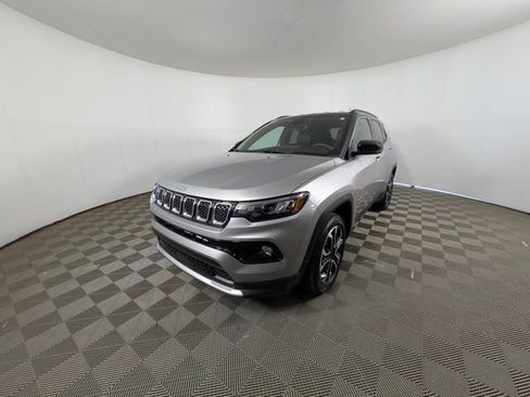 Used 2023 Jeep Compass Limited AWD/4WD image 25