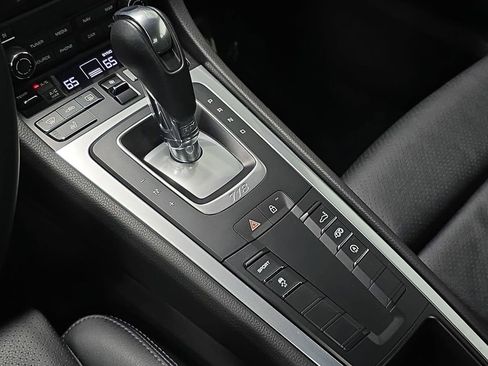 Certified 2024 Porsche 718 Cayman S RWD image 19