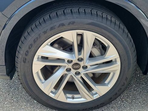 Certified 2023 Audi Q7 2.0T Premium Plus w/ Premium Plus Package AWD/4WD image 9