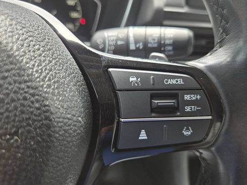 Used 2023 Honda Pilot Touring image 26