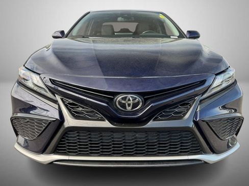 Used 2021 Toyota Camry XSE image 9
