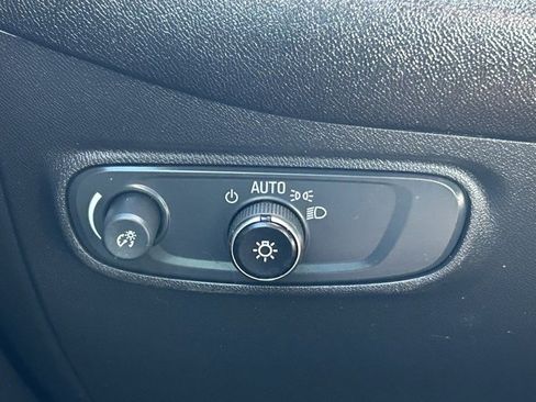 Certified 2023 Chevrolet Equinox LT image 20