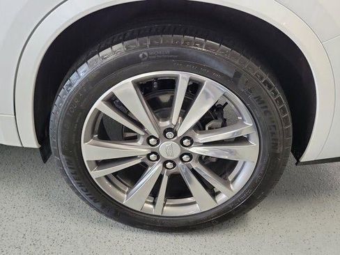 Used 2021 Cadillac XT6 Premium Luxury image 9