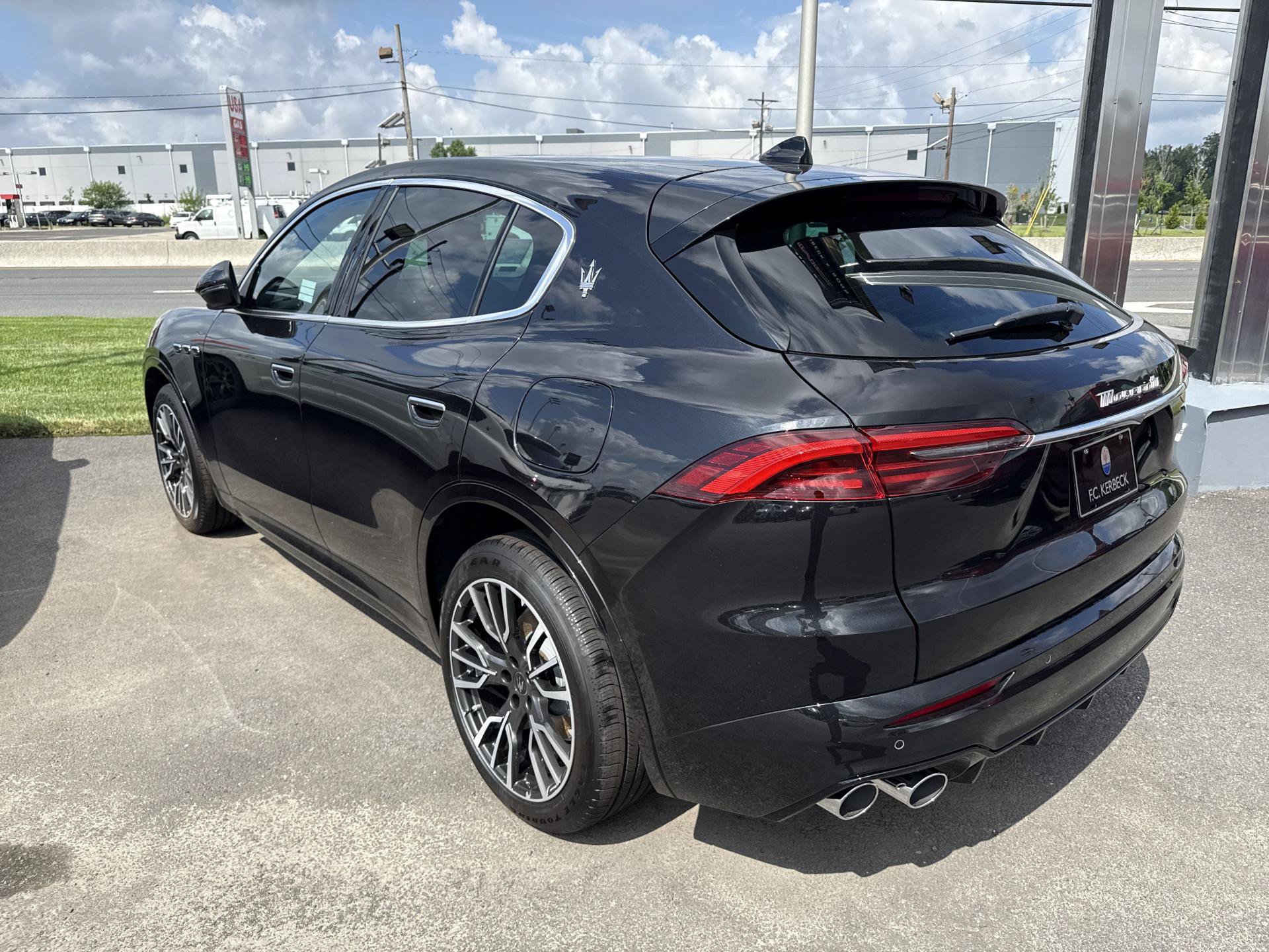 Used 2025 Maserati Grecale GT AWD/4WD image 17