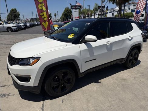 Used 2019 Jeep Compass Latitude FWD image 56