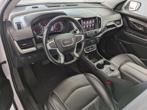 Used 2024 GMC Terrain SLT image 7