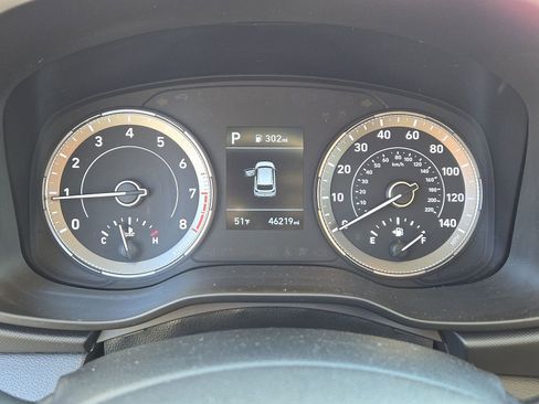 Certified 2022 Hyundai Venue SEL image 19