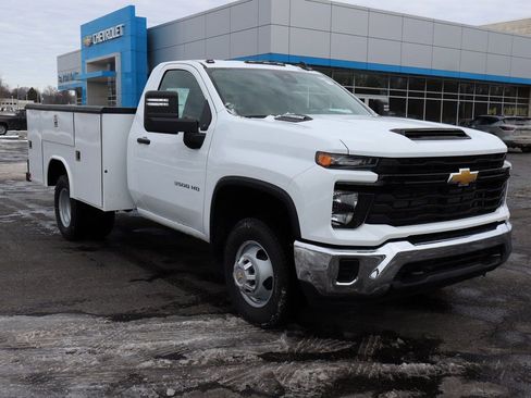New 2026 Chevrolet Silverado 3500 W/T w/ WT Convenience Package image 2