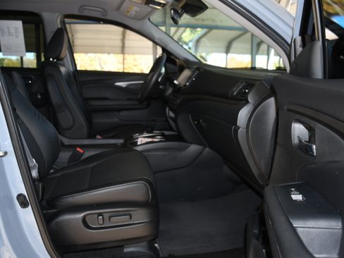 Certified 2023 Honda Ridgeline RTL image 22