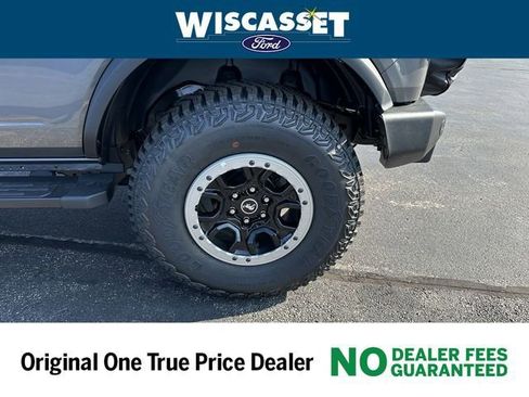 New 2024 Ford Bronco Outer Banks w/ Sasquatch Package image 28