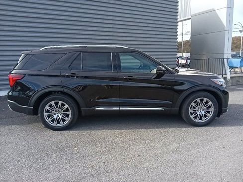 New 2026 Ford Explorer Platinum image 2