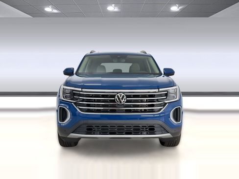 Used 2026 Volkswagen Atlas SE w/ Panoramic Sunroof Package FWD image 5
