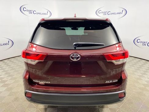 Used 2019 Toyota Highlander XLE AWD/4WD image 5
