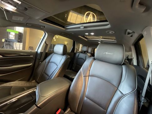 Used 2021 Buick Enclave Avenir w/ Avenir Technology Package image 11