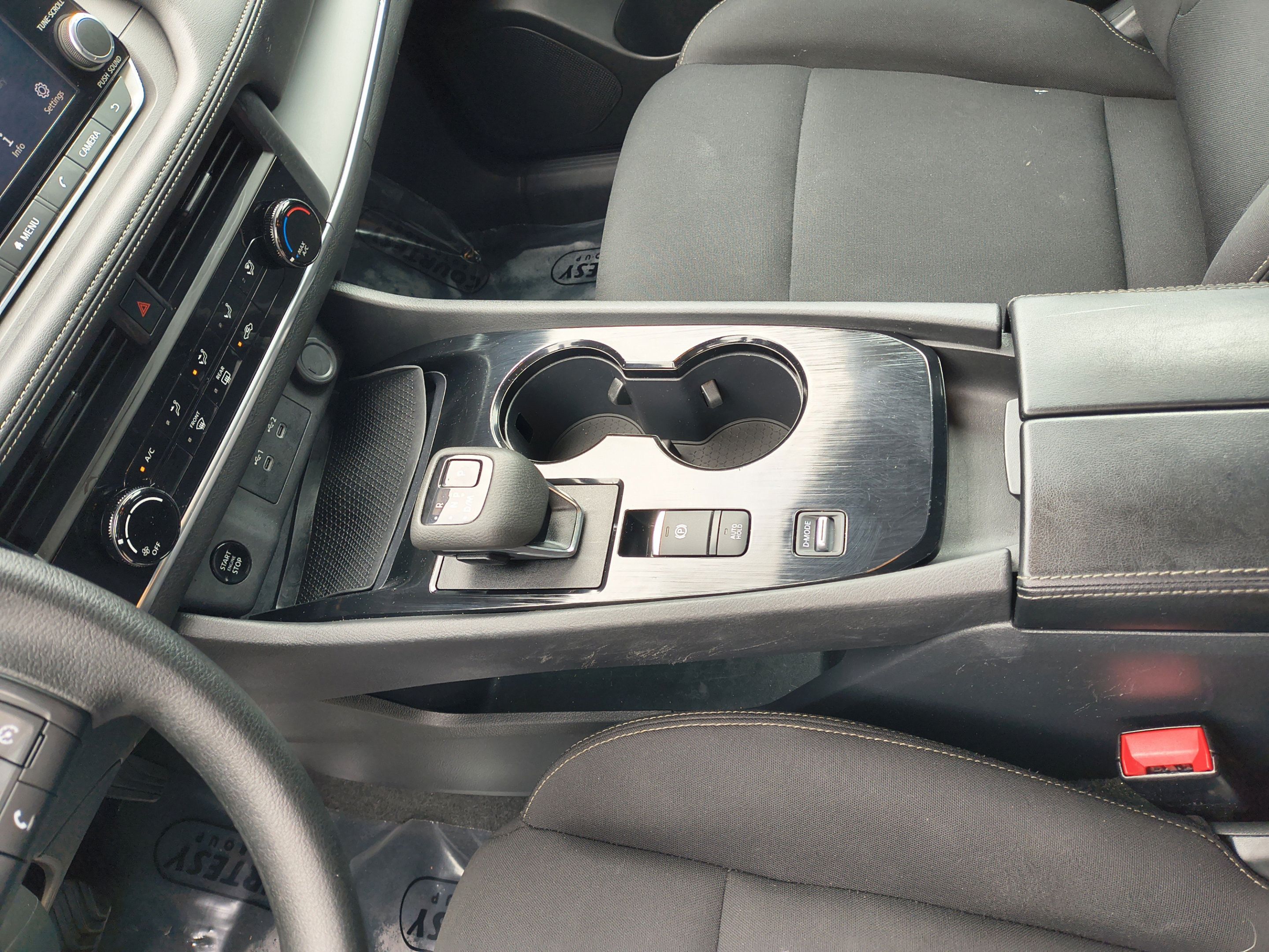Certified 2024 Nissan Rogue S FWD image 22