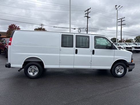 New 2025 Chevrolet Express 3500 Extended w/ Driver Convenience Package image 6