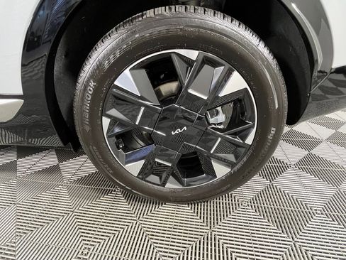 Used 2026 Kia Sportage SX Prestige image 12