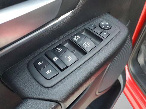 Certified 2023 RAM 1500 Big Horn image 18