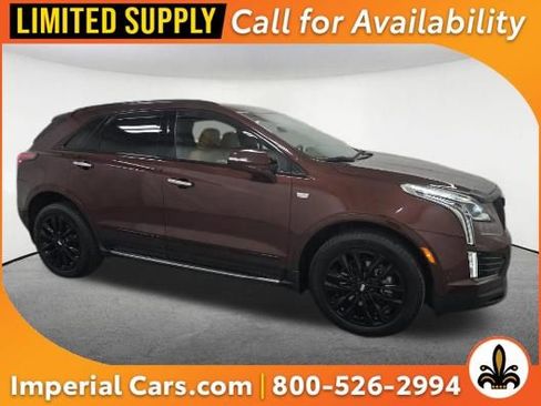 Used 2022 Cadillac XT5 Premium Luxury w/ LPO, ONYX Package AWD/4WD image 1