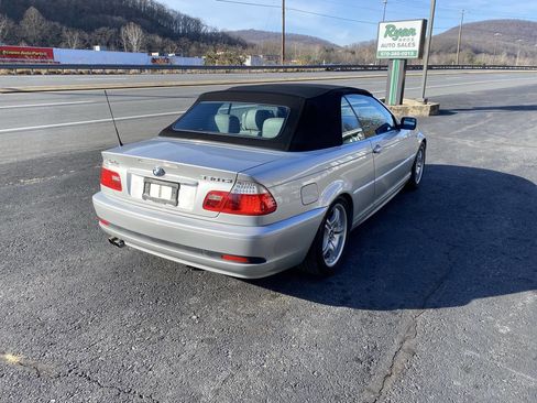 Used 2005 BMW 330Ci Convertible image 6