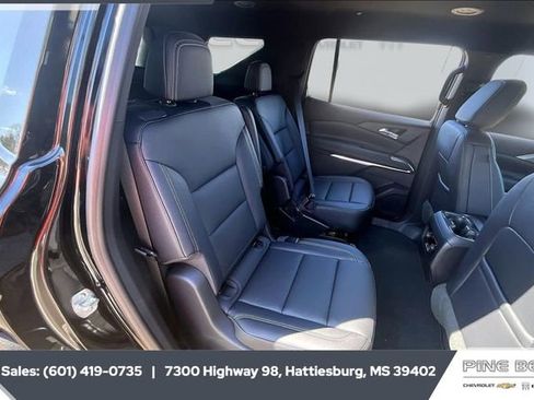 New 2026 Chevrolet Traverse LT w/ Driver Confidence Package image 20