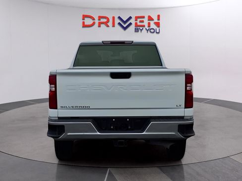 Used 2024 Chevrolet Silverado 2500 LT image 4