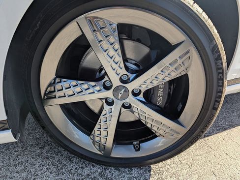 Used 2023 Genesis GV70 2.5T w/ Sport Prestige Package image 32