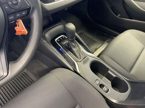 Used 2025 Toyota Corolla LE image 20