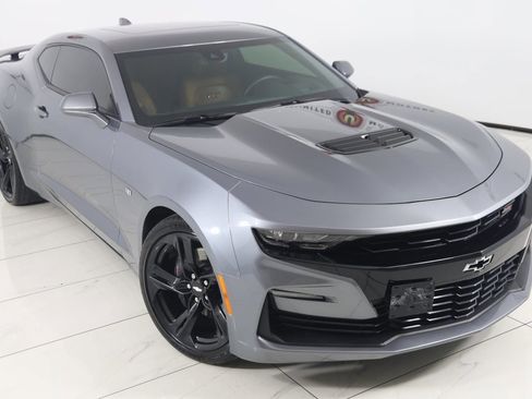 Used 2019 Chevrolet Camaro SS image 23