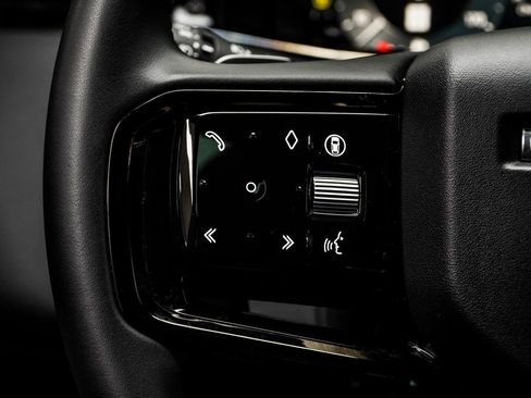 Used 2024 Land Rover Range Rover Evoque Dynamic SE image 28