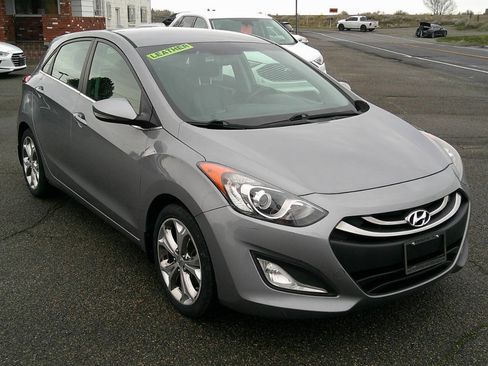 Used 2014 Hyundai Elantra GT w/ Option Group 02 image 1