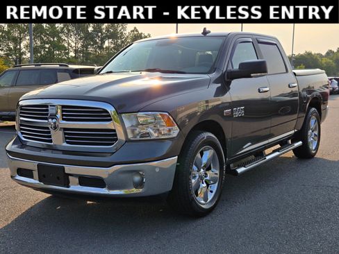 Used 2017 RAM 1500 Big Horn RWD image 3