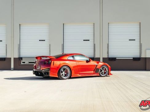 Used 2009 Nissan GT-R Premium AWD/4WD image 22