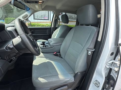 Used 2015 RAM 1500 Express AWD/4WD image 18