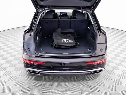 Used 2024 Audi Q5 e Premium Plus AWD/4WD image 33