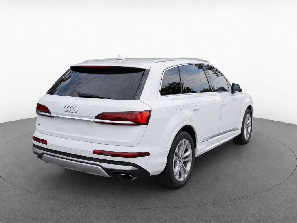 Used 2025 Audi Q7 3.0T Premium Plus AWD/4WD image 6