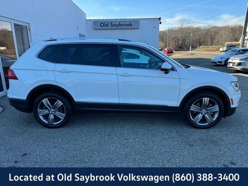 Used 2021 Volkswagen Tiguan SEL image 2