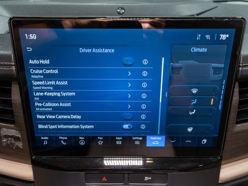 Used 2022 Ford Expedition Max Limited image 21